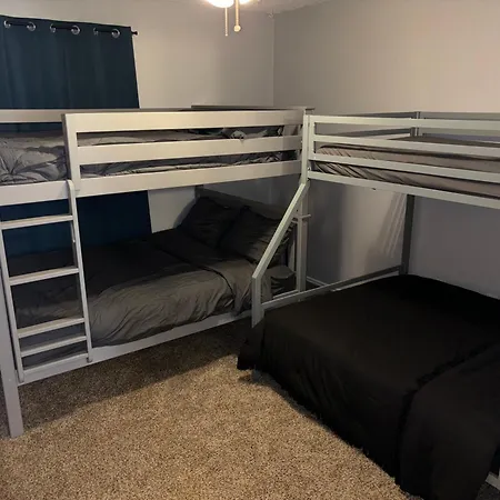 Hosting Nightly Nestings Apartment Irving Exterior photo